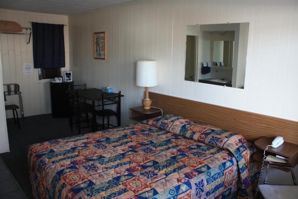 Sunny Beach Motel Penticton Quarto foto