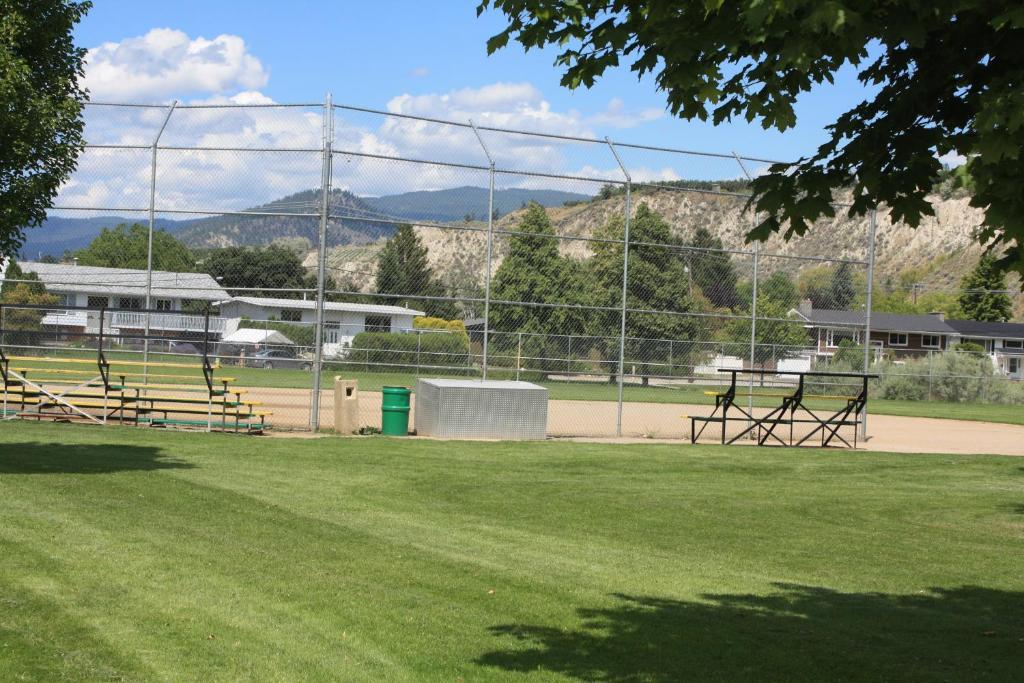 Sunny Beach Motel Penticton Exterior foto